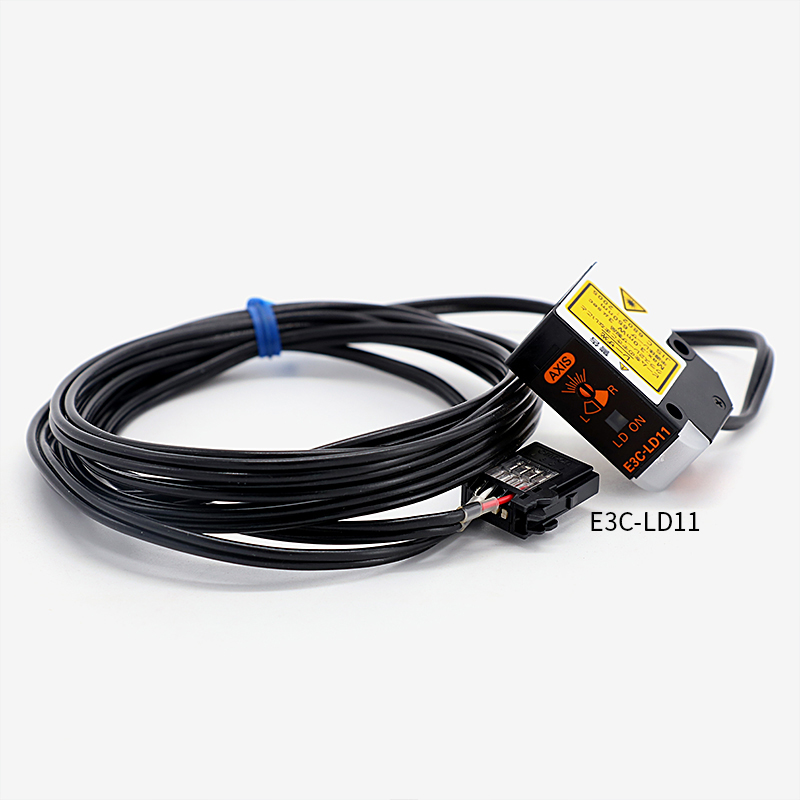 OMRON 欧姆龙 小型探头放大器分离型光电开关 E3C-2 2M