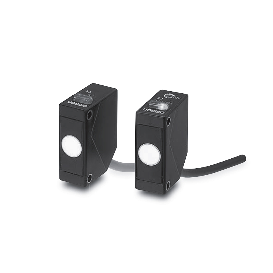 OMRON 欧姆龙 小型超声波传感器 E4E2-TS50C1 2M