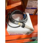 OMRON 欧姆龙 圆柱型传感器 E2K-X4ME2 2M