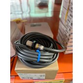 OMRON 欧姆龙 接近传感器 E2F-X2E1 5M BY OMS