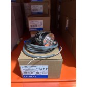 OMRON 欧姆龙 旋转编码器 E6B2-CWZ5G 2000P/R 2M OMS