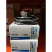 OMRON 欧姆龙 旋转编码器 E6C3-AG5C 360P/R 2M