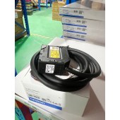 OMRON 欧姆龙 智能传感器内置放大器型激光传感器 ZX1-LD50A81 2M