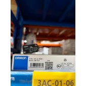OMRON 欧姆龙 小型微动开关 VX-5-1C22