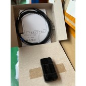 OMRON 欧姆龙 光纤传感器 E32-ZD33 2M