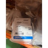 OMRON 欧姆龙 放大器内置型光电开关 (透明瓶型) E3Z-B87