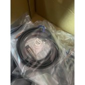 OMRON 欧姆龙 接近传感器 E2E-X8MD1S-Z. 2M
