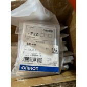 OMRON 欧姆龙 放大器内置型光电开关 (透明瓶型) E3Z-B86