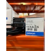 OMRON 欧姆龙 放大器内藏光电开关(中型)E3S-AR81 2M