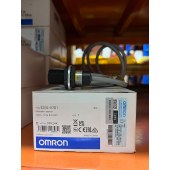 OMRON 欧姆龙 接近传感器 E2EQ-X7D1 2M