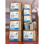 OMRON 欧姆龙 温控器 E5CWL-Q1P AC100-240