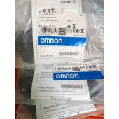 OMRON 欧姆龙 放大器内置型光电传感器 E3T-FT12 2M