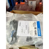 OMRON 欧姆龙 放大器内置型光电传感器 E3T-FT21 2M