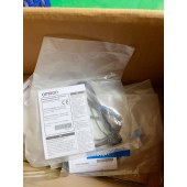 OMRON 欧姆龙 放大器内置型光电传感器 E3T-SL11M 2M