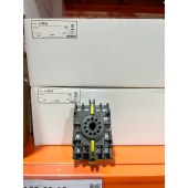 OMRON 欧姆龙 共用插座 11PFA