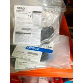 OMRON 欧姆龙 放大器内置型光电传感器 E3T-FT12 2M