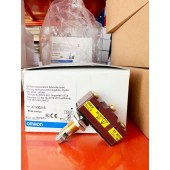 OMRON 欧姆龙 一般用基本开关 X-10GQ21-B