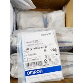 OMRON 欧姆龙 接近传感器 E2B-M18KN10-M1-B1