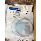 OMRON 欧姆龙 光纤传感器 E32-ZD200E 2M