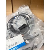 OMRON 欧姆龙 光纤传感器 E32-C11N 2M