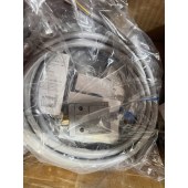 OMRON 欧姆龙 封闭式开关 
D4C-3202