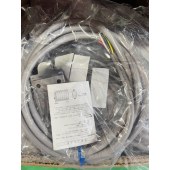 OMRON 欧姆龙 封闭式开关 
D4C-1224
