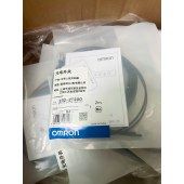 OMRON 欧姆龙 光纤传感器 E32-ZT200 2M