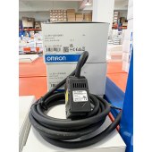 OMRON 欧姆龙 智能传感器内置放大器型激光传感器 ZX1-LD100A61 2M