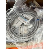 OMRON 欧姆龙 封闭式开关 
D4C-1220