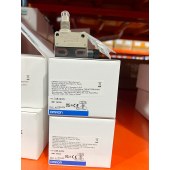 OMRON 欧姆龙 小型密封开关 D4E-1A10N