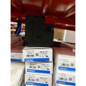 OMRON 欧姆龙 电磁锁定安全门开关 D4NL-4AFA-BS