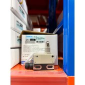 OMRON 欧姆龙 小型密封开关 D4E-1B10N