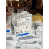 OMRON 欧姆龙 内置小型放大器型光电传感器 E3Z-T62 2M