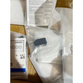 OMRON 欧姆龙 内置小型放大器型光电传感器 E3Z-T86