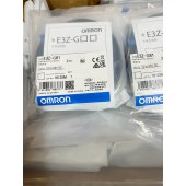 OMRON 欧姆龙 放大器内置型凹槽型光电开关 （凹槽型） E3Z-G81 2M