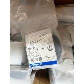 OMRON 欧姆龙 距离设定型光电开关 E3Z-LS81 2M