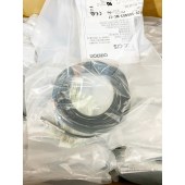 OMRON 欧姆龙 小径型接近传感器 E2E-S05N03-WC-C1 2M OMS