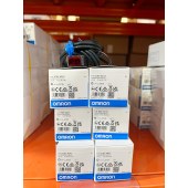 OMRON 欧姆龙 放大器内藏光电开关(中型)E3S-AD12 2M