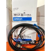 OMRON 欧姆龙 放大器分离型接近传感器（高精度数字型） E2C-ED01