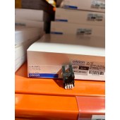 OMRON 欧姆龙 微型光电传感器 EE-SX672