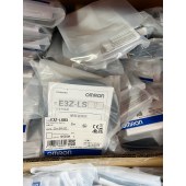 OMRON 欧姆龙 距离设定型光电开关 E3Z-LS83 2M