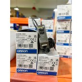 OMRON 欧姆龙 光电传感器 (金属外壳) E3S-CD61 2M BY OMS