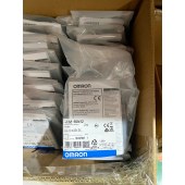 OMRON 欧姆龙 放大器内置式小型光电传感器 E3Z-FDN12 2M