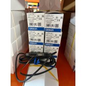 OMRON 欧姆龙 数字光纤传感器 E3X-ZD11 2M
