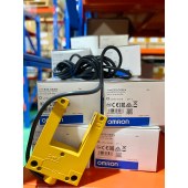 OMRON 欧姆龙 槽型光电传感器 E3S-GS3E4 2M