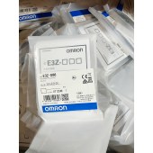 OMRON 欧姆龙 内置小型放大器型光电传感器 E3Z-D86