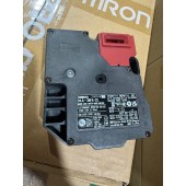 OMRON 欧姆龙 电磁锁定安全门开关 D4JL-2NFA-C5
