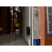 OMRON 欧姆龙 小型微动开关 VX-01-3A3