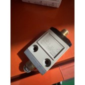 OMRON 欧姆龙 微型限位开关 D4CC-4002
