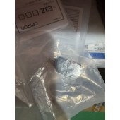 OMRON 欧姆龙 内置小型放大器型光电传感器 E3Z-R86